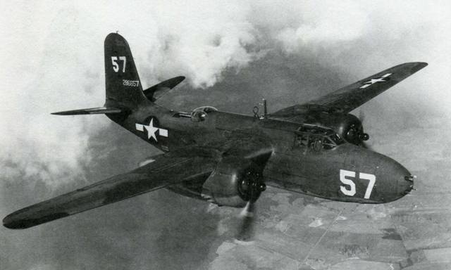 Бомбардировщики союзников 1939-1945. Справочник-определитель самолетов Бомбардировщики союзников 1939-1945. Справочник-определитель самолетов