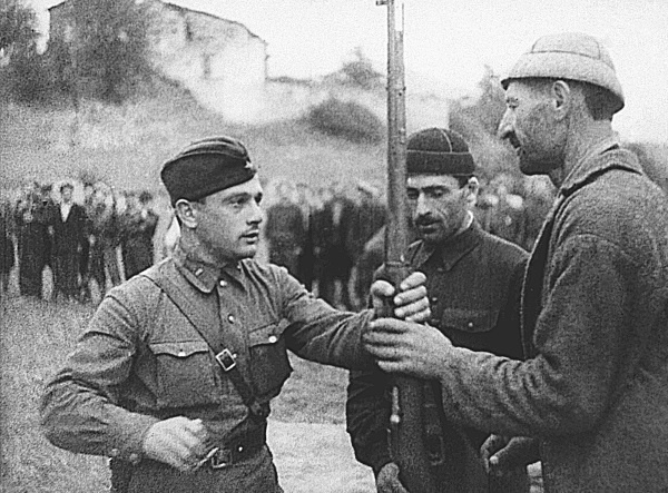 Советская нация и война. Национальный вопрос в СССР, 1933–1945 Советская нация и война. Национальный вопрос в СССР, 1933–1945