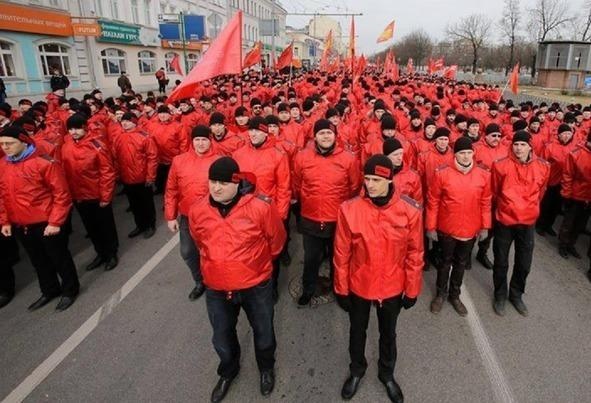 Обаяние тоталитаризма. Тоталитарная психология в постсоветской России Обаяние тоталитаризма. Тоталитарная психология в постсоветской России