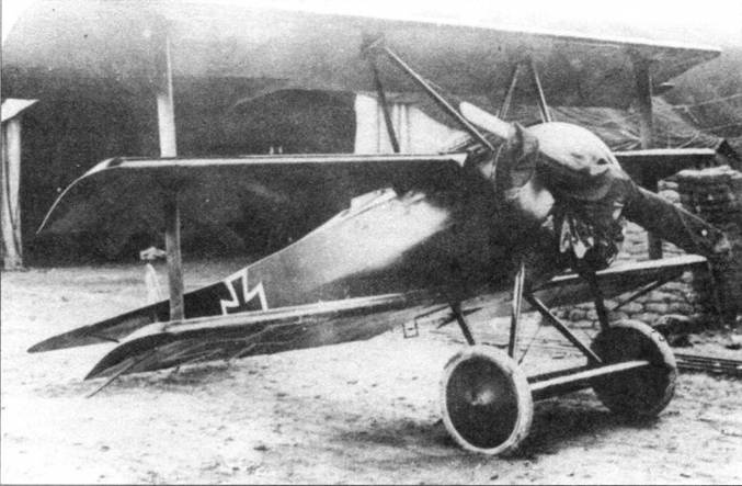 Боевое применение трипланов Fokker Dr I в Первой Мировой войне Боевое применение трипланов Fokker Dr I в Первой Мировой войне
