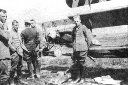 Боевое применение трипланов Fokker Dr I в Первой Мировой войне Боевое применение трипланов Fokker Dr I в Первой Мировой войне