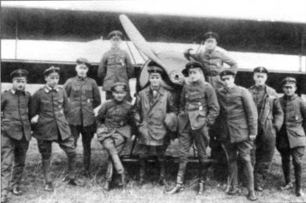 Боевое применение трипланов Fokker Dr I в Первой Мировой войне Боевое применение трипланов Fokker Dr I в Первой Мировой войне
