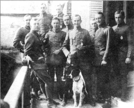 Боевое применение трипланов Fokker Dr I в Первой Мировой войне Боевое применение трипланов Fokker Dr I в Первой Мировой войне