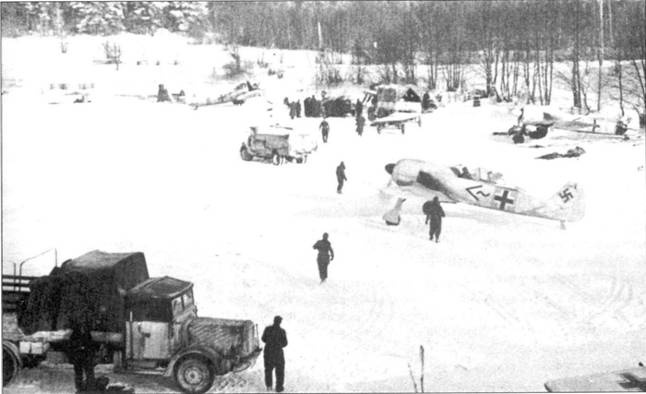 Асы люфтваффе. Пилоты Fw 190 на Восточном фронте Асы люфтваффе. Пилоты Fw 190 на Восточном фронте