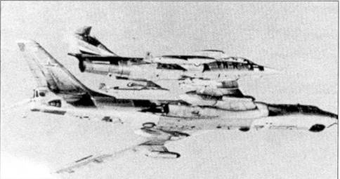 Ту-16 Ракетно бомбовый ударный комплекс Советских ВВС Ту-16 Ракетно бомбовый ударный комплекс Советских ВВС