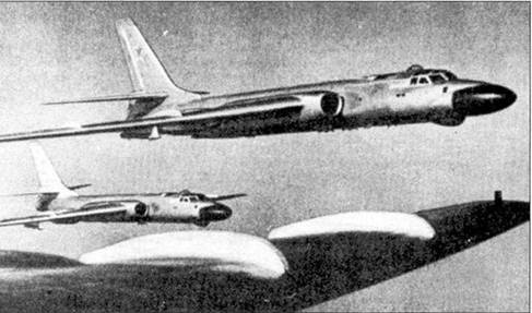 Ту-16 Ракетно бомбовый ударный комплекс Советских ВВС Ту-16 Ракетно бомбовый ударный комплекс Советских ВВС