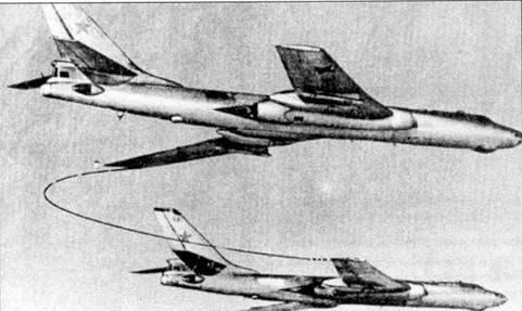 Ту-16 Ракетно бомбовый ударный комплекс Советских ВВС Ту-16 Ракетно бомбовый ударный комплекс Советских ВВС