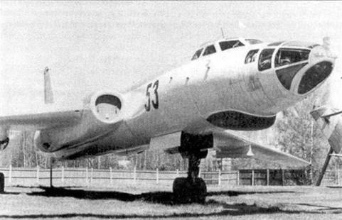 Ту-16 Ракетно бомбовый ударный комплекс Советских ВВС Ту-16 Ракетно бомбовый ударный комплекс Советских ВВС