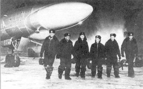 Ту-16 Ракетно бомбовый ударный комплекс Советских ВВС Ту-16 Ракетно бомбовый ударный комплекс Советских ВВС