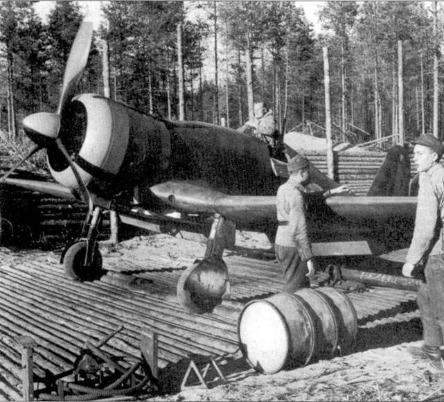 Финские асы против «сталинских соколов» Финские асы против «сталинских соколов»
