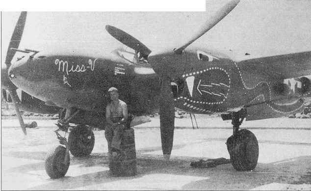 Р-38 Lightning Фотоархив Р-38 Lightning Фотоархив