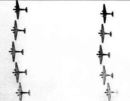 Savoia Marchetti S.79 Фотоархив Savoia Marchetti S.79 Фотоархив