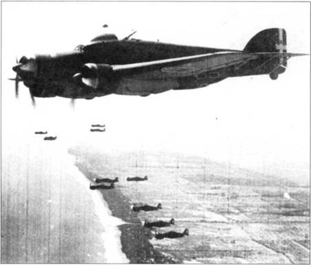Savoia Marchetti S.79 Фотоархив Savoia Marchetti S.79 Фотоархив