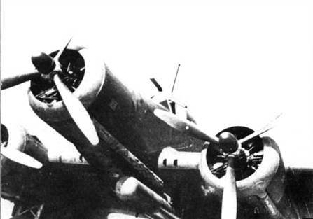 Savoia Marchetti S.79 Фотоархив Savoia Marchetti S.79 Фотоархив