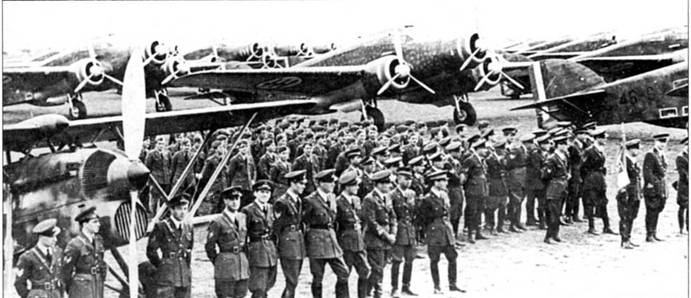 Savoia Marchetti S.79 Фотоархив Savoia Marchetti S.79 Фотоархив
