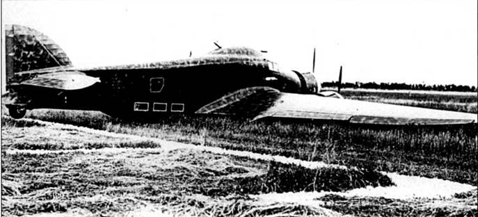Savoia Marchetti S.79 Фотоархив Savoia Marchetti S.79 Фотоархив