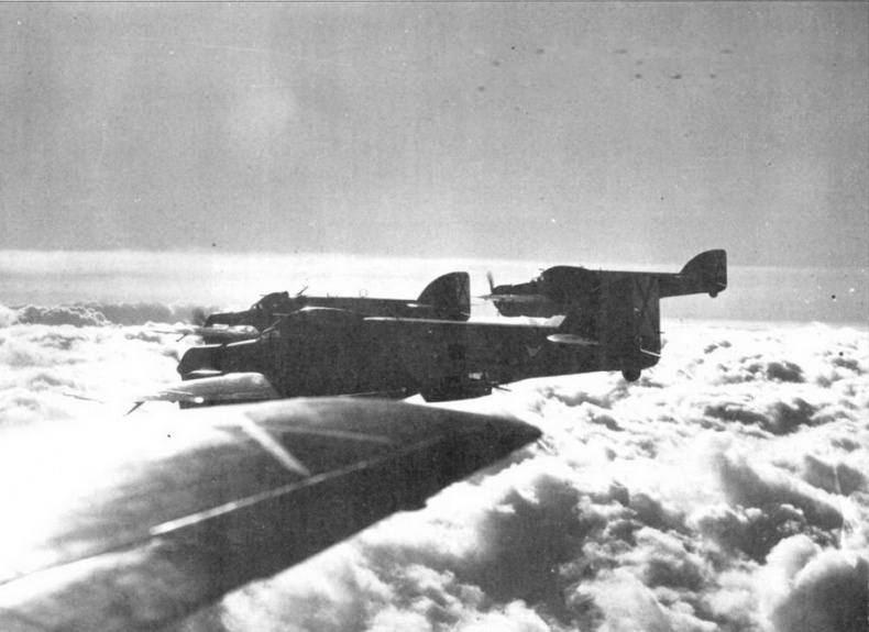 Savoia Marchetti S.79 Фотоархив Savoia Marchetti S.79 Фотоархив