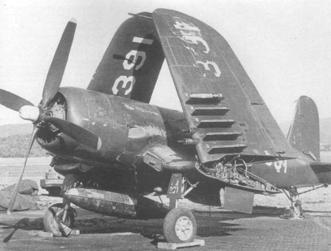 F4U Corsair F4U Corsair