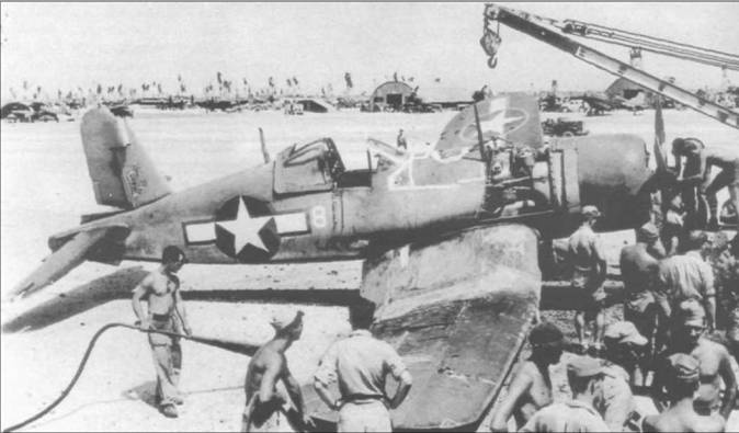 F4U Corsair F4U Corsair