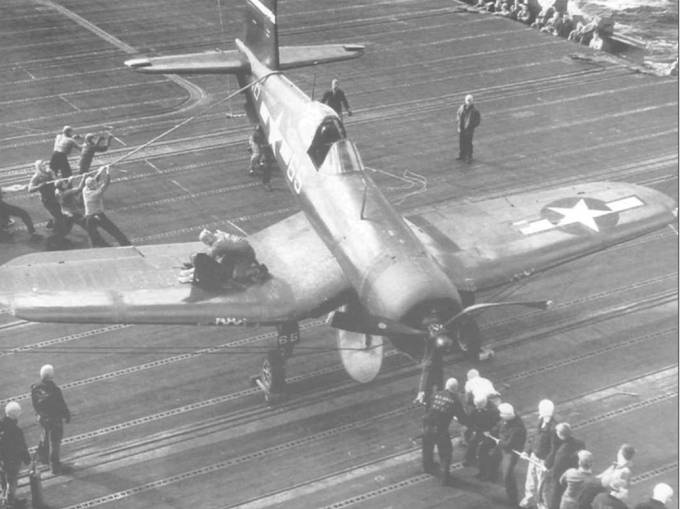 F4U Corsair F4U Corsair