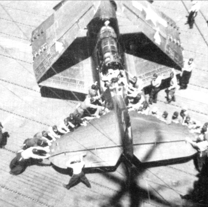 SB2C Helldiver SB2C Helldiver