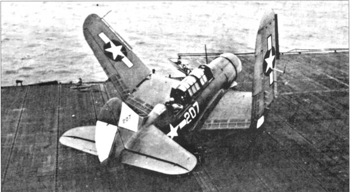 SB2C Helldiver SB2C Helldiver