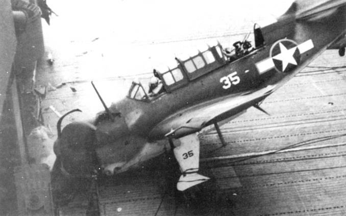 SB2C Helldiver SB2C Helldiver