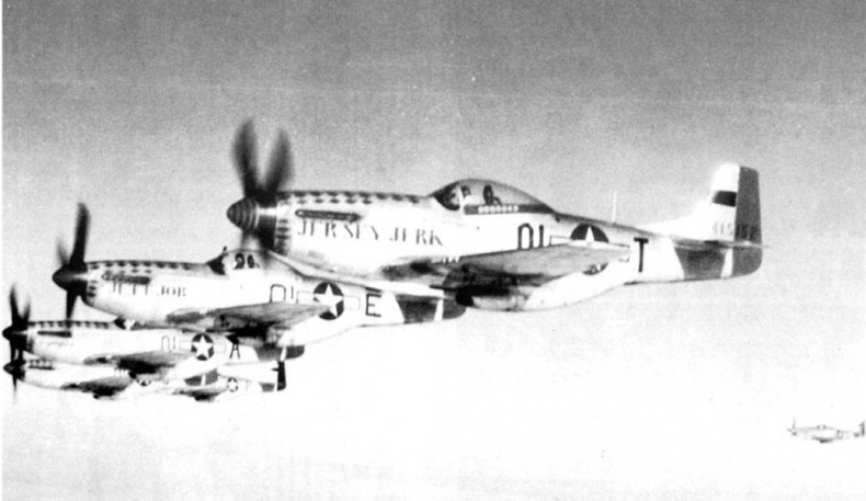 Р-51 «Мустанг» Р-51 «Мустанг»