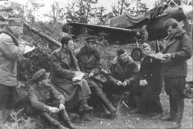 Советские асы на истребителях ленд-лиза Советские асы на истребителях ленд-лиза