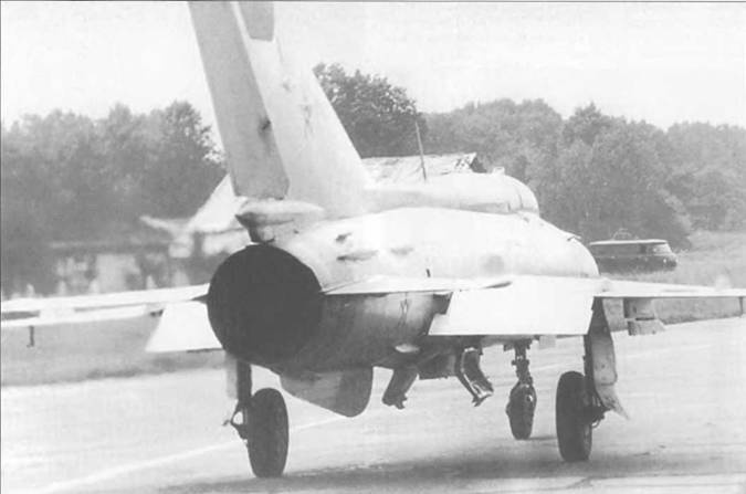 МиГ-21. Особенности модификаций и детали конструкции. Часть 1 МиГ-21. Особенности модификаций и детали конструкции. Часть 1