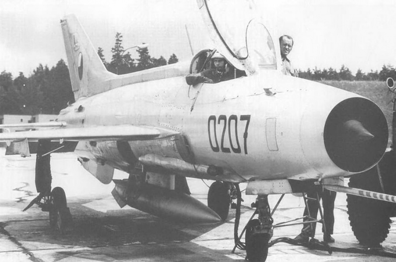 МиГ-21. Особенности модификаций и детали конструкции. Часть 1 МиГ-21. Особенности модификаций и детали конструкции. Часть 1