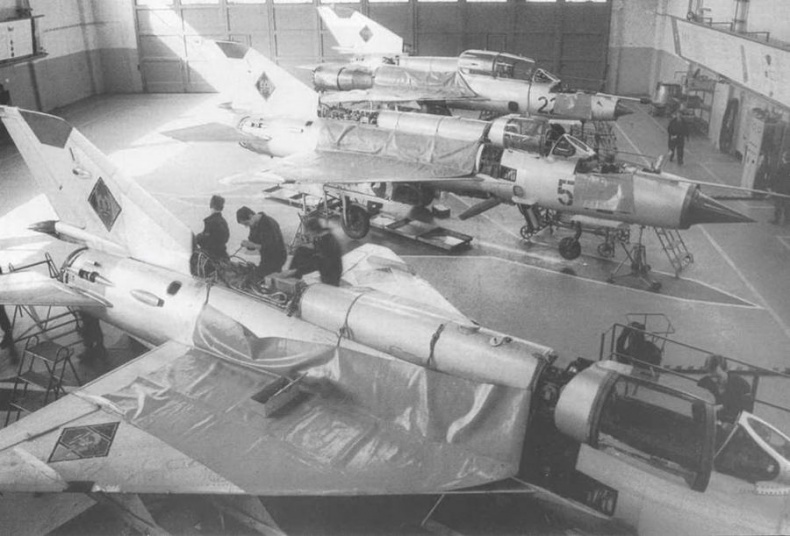 МиГ-21. Особенности модификаций и детали конструкции. Часть МиГ-21. Особенности модификаций и детали конструкции. Часть