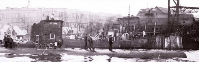 Германские субмарины Тип XXIII крупным планом Германские субмарины Тип XXIII крупным планом