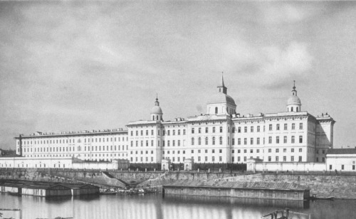 "Москва, спаленная пожаром". Первопрестольная в 1812 году "Москва, спаленная пожаром". Первопрестольная в 1812 году
