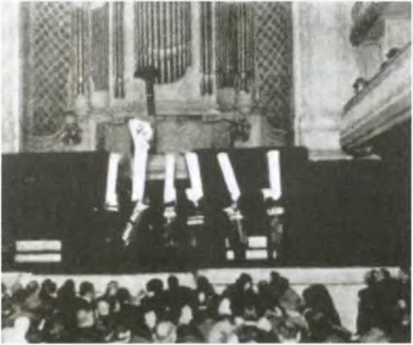 Повседневная жизнь сюрреалистов. 1917-1932 Повседневная жизнь сюрреалистов. 1917-1932