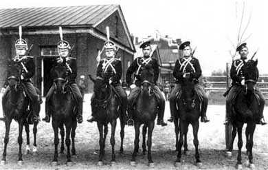 Первая мировая война 1914-1918. Кавалерия Российской Императорской Гвардии. Униформа. Вооружение. Организация Первая мировая война 1914-1918. Кавалерия Российской Императорской Гвардии. Униформа. Вооружение. Организация