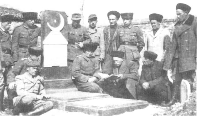 Вторая мировая война 1939-1945. Восточные легионы и казачьи части в вермахте Вторая мировая война 1939-1945. Восточные легионы и казачьи части в вермахте