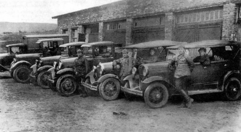 Автомобили Красной Армии, 1941–1945 гг. Автомобили Красной Армии, 1941–1945 гг.