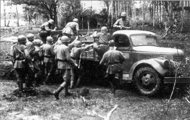 Автомобили Красной Армии, 1941–1945 гг. Автомобили Красной Армии, 1941–1945 гг.