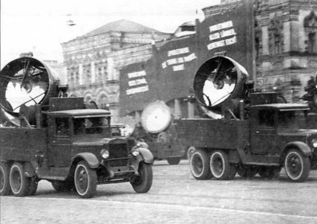 Автомобили Красной Армии, 1941–1945 гг. Автомобили Красной Армии, 1941–1945 гг.