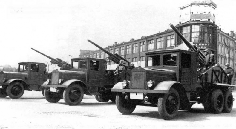Автомобили Красной Армии, 1941–1945 гг. Автомобили Красной Армии, 1941–1945 гг.