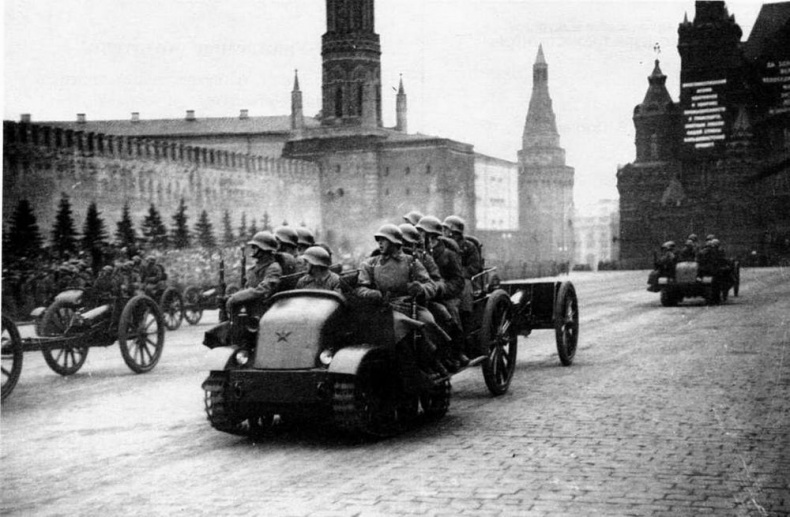 Артиллерийские тягачи Красной Армии. Часть 1 Артиллерийские тягачи Красной Армии. Часть 1
