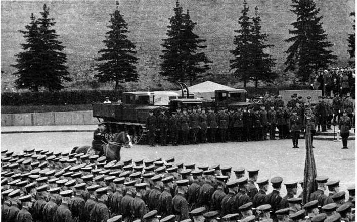 Артиллерийские тягачи Красной Армии. Часть 1