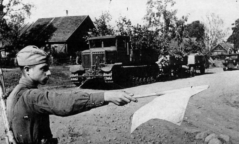 Артиллерийские тягачи Красной Армии. Часть 1 Артиллерийские тягачи Красной Армии. Часть 1
