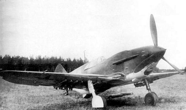 Истребитель ЛаГГ-3 Истребитель ЛаГГ-3