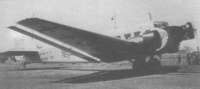 Транспортный самолет Юнкерс Ju 52/3m Транспортный самолет Юнкерс Ju 52/3m