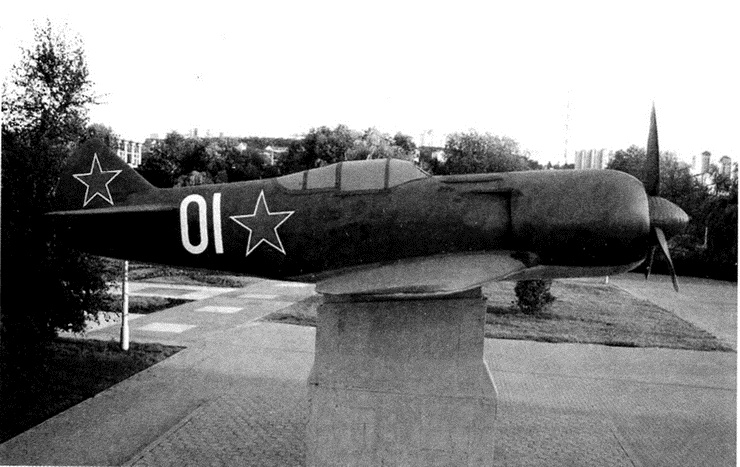 Истребитель Ла-5. Сломавший хребет Люфтваффе Истребитель Ла-5. Сломавший хребет Люфтваффе