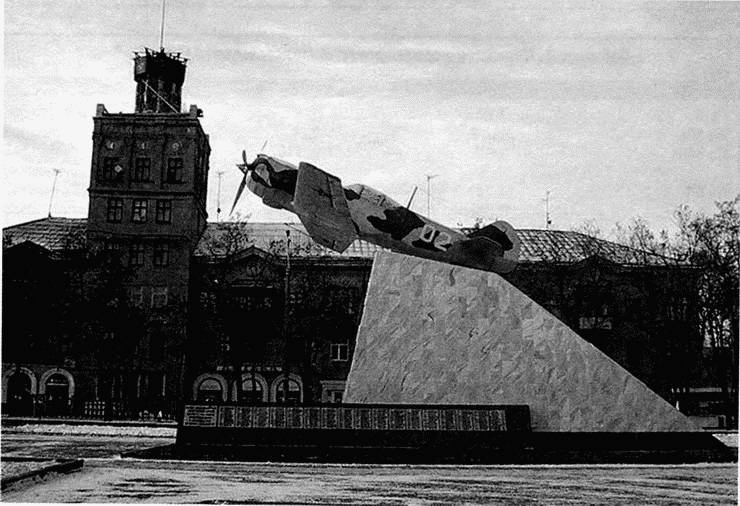 Истребитель Ла-5. Сломавший хребет Люфтваффе Истребитель Ла-5. Сломавший хребет Люфтваффе
