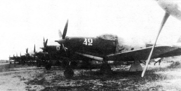 ИСТРЕБИТЕЛЬ P-63 «КИНГКОБРА» ИСТРЕБИТЕЛЬ P-63 «КИНГКОБРА»