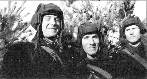 "Танки, вперед". Курьезы танковой войны в битве за Ленинград 1941-1944 гг. "Танки, вперед". Курьезы танковой войны в битве за Ленинград 1941-1944 гг.